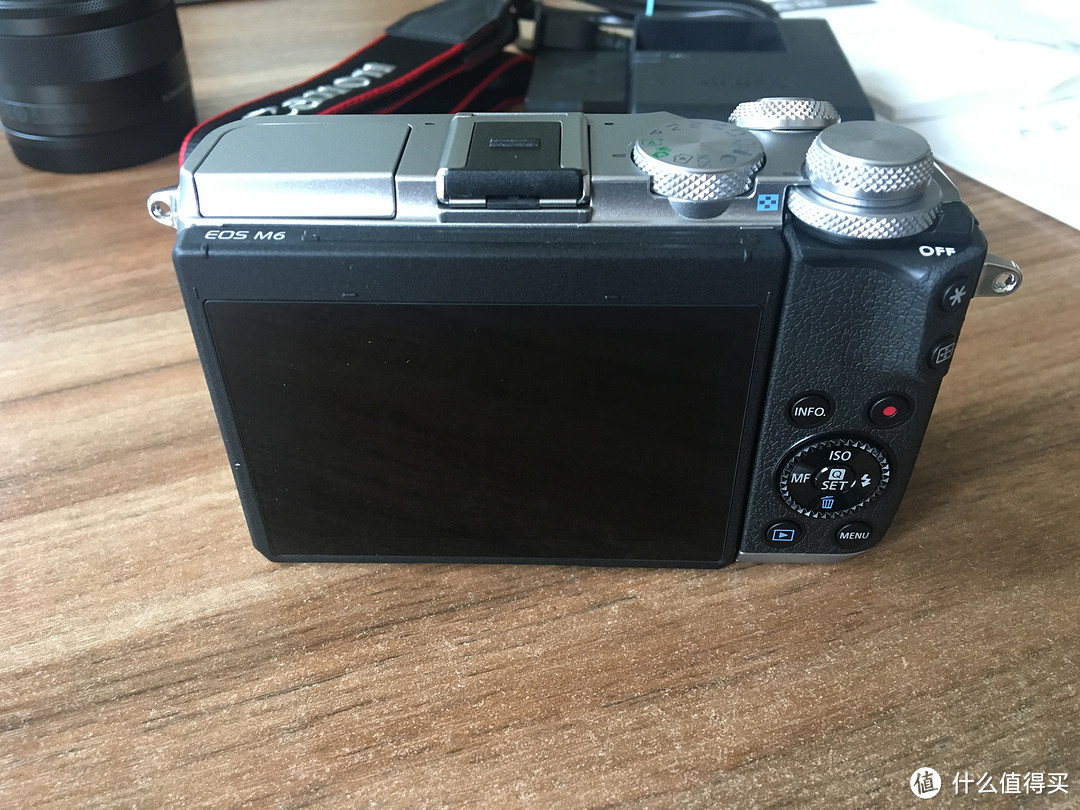 Canon 佳能 EOS M6 无反相机 开箱（6.18购）