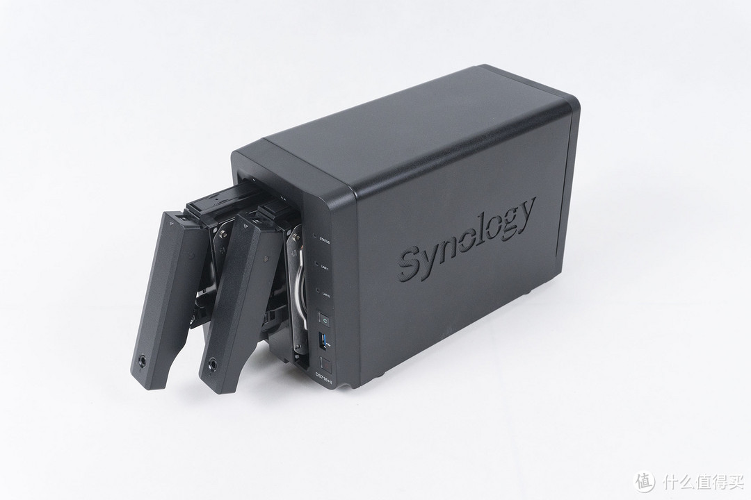 工作室数据交换中心 — Synology 群晖 DS716+II开箱及配置