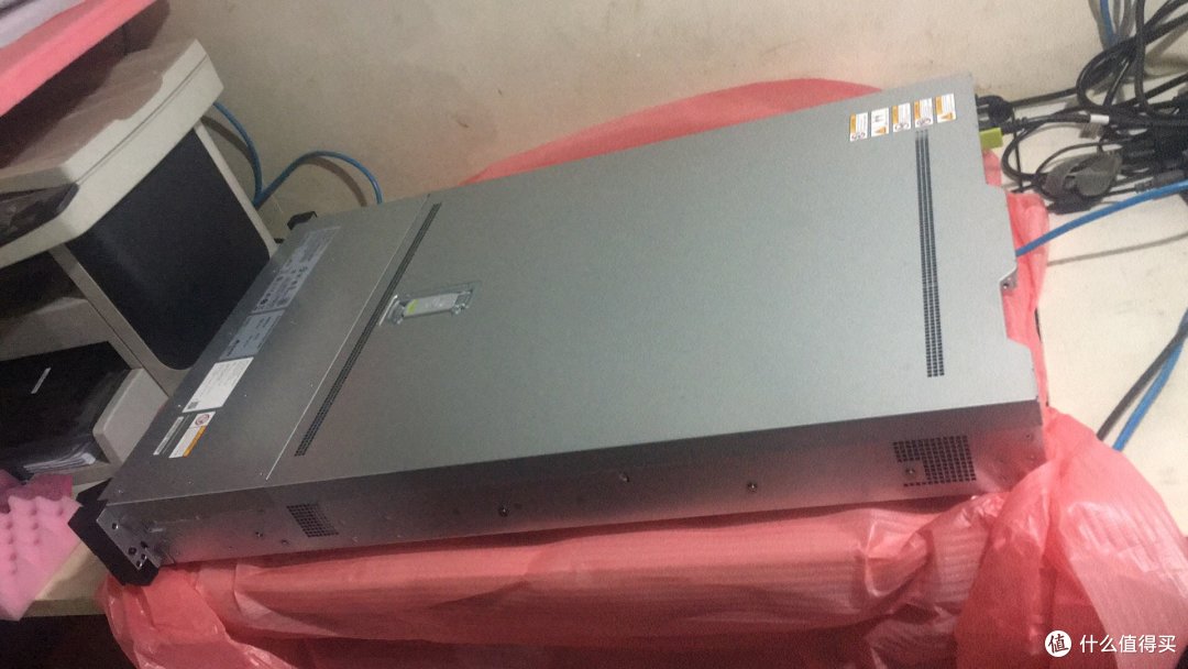 服务器RH2288H V3+NVIDIA QUADO P5000 开箱