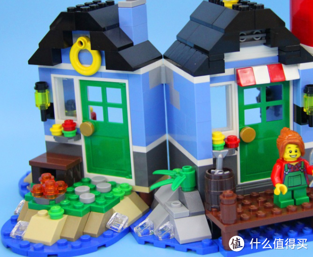 亦归来明月烛台 — LEGO 乐高 31051灯塔小屋