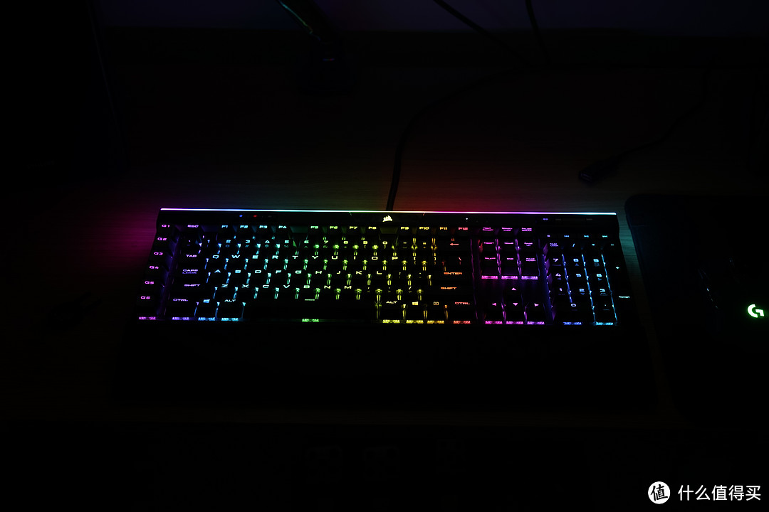 美商海盗船K95 RGB PLATINUM 黑色茶轴机械键盘使用体验