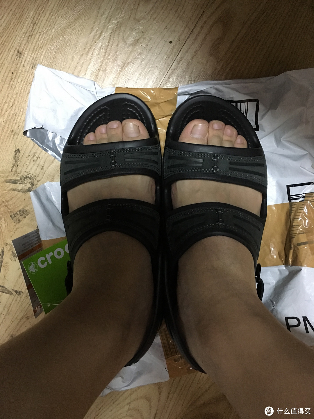 懒人的处女晒 — Crocs 卡骆驰 Men's Yukon Mesa M Flat Sandal 男士沙滩鞋