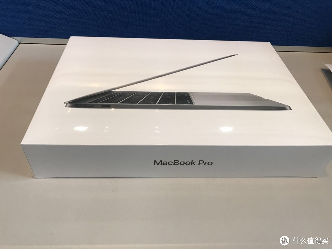 Apple 苹果 2017款MacBook Pro 13.3英寸乞丐版开箱