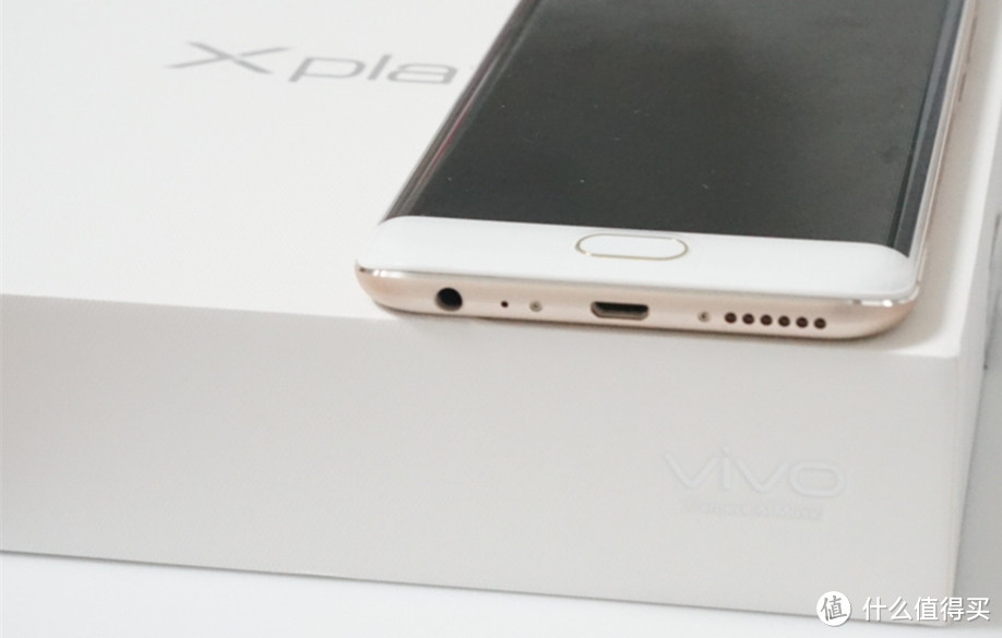 三星配置+苹果UI=Vivo旗舰 Xplay6 手机 开箱简测