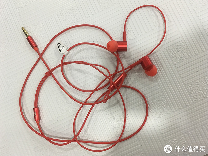 装备党还是实用派？ — 巴赫Bach EM04 与爱科技 AKG K374U 入耳式耳机 初体验