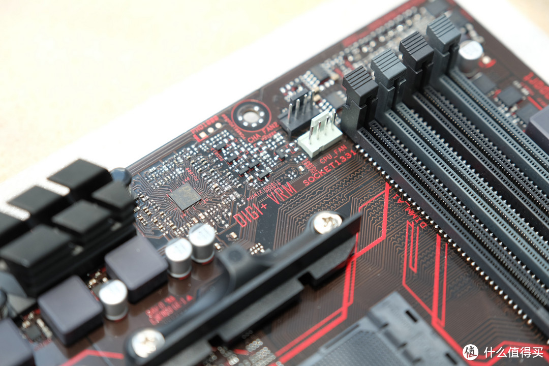 618入手AMD翻身利器，华硕B350+RYZEN 1600X，万事具备只欠显卡。