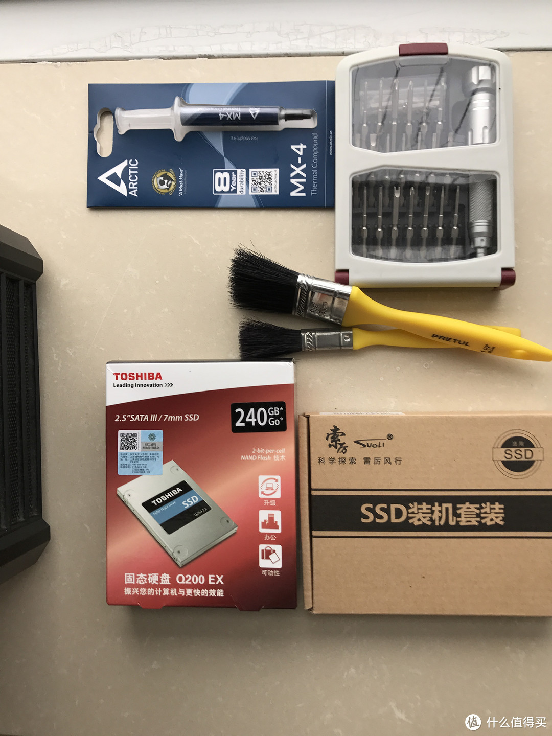 大妈喊你来给机箱清灰了~顺便测评下 东芝 Q200 SSD