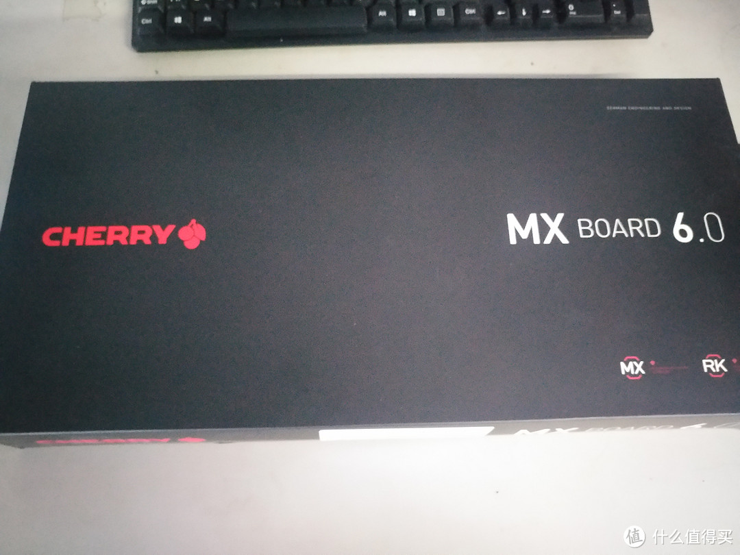 幸运屋中奖 Cherry 樱桃 MX Board 6.0 G80-3930背光机械键盘 黑色 红轴简单开箱