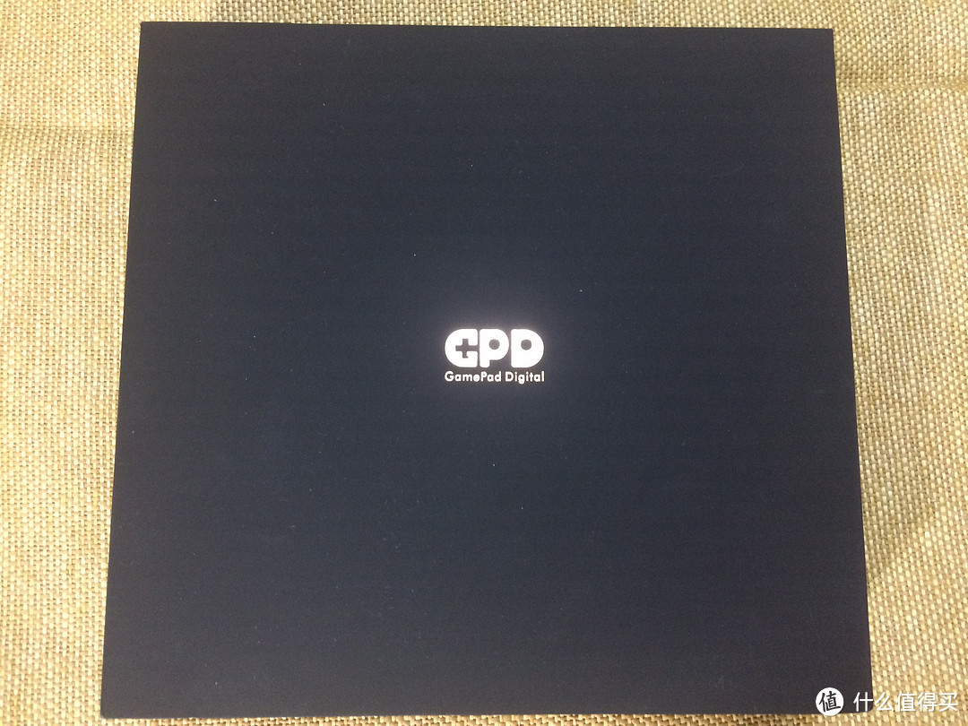 GPD Pocket 口袋笔记本的伪开箱及游戏测试