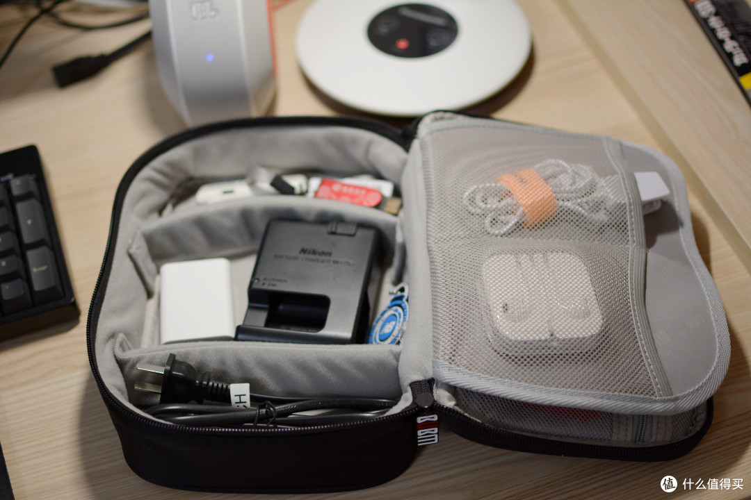 #桌面故事#跟着张大妈剁剁剁 — 我的极简桌面