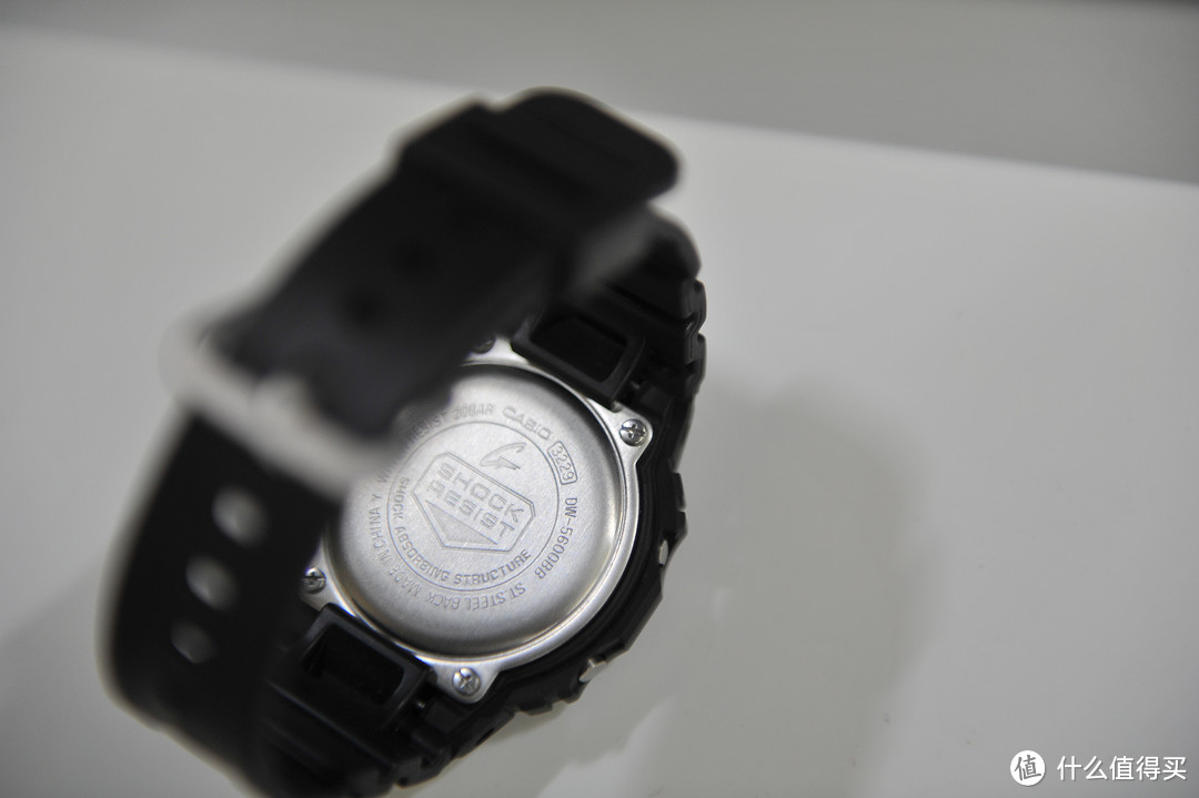 经典黑白年代的美好 — CASIO 卡西欧5600BB腕表