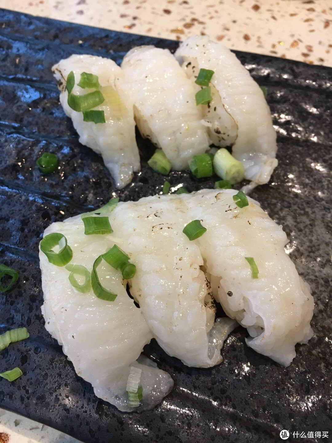 (网上食评)海盐烧左口鱼边寿司