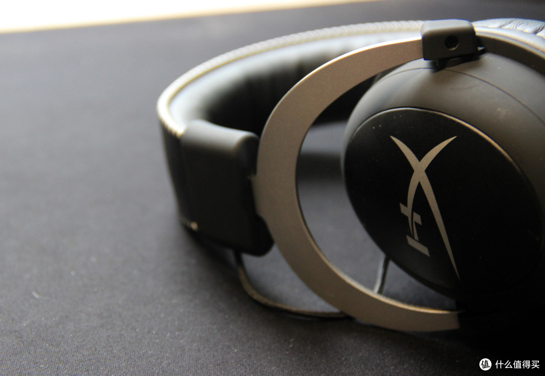 金士顿hyperxcloudsilver暴风耳机开箱