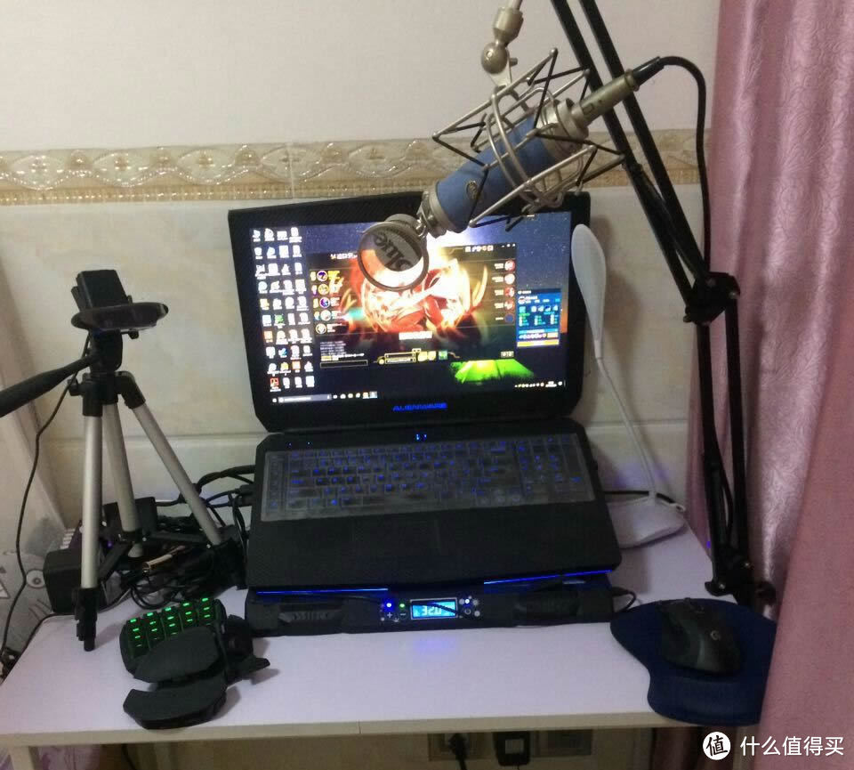 #原创新人#RAZER 雷蛇 Qrbweaver Chroma 金丝魔蛛幻彩版 专业游戏键盘 评测