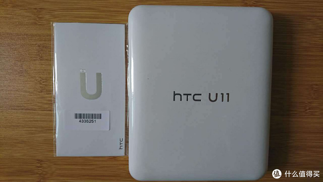 作为国际大厂的HTC，首发预售居然就只送了一个手机膜