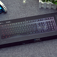 雷柏 V700RGB 机械键盘外观展示(边框|键帽|键轴|防滑垫)