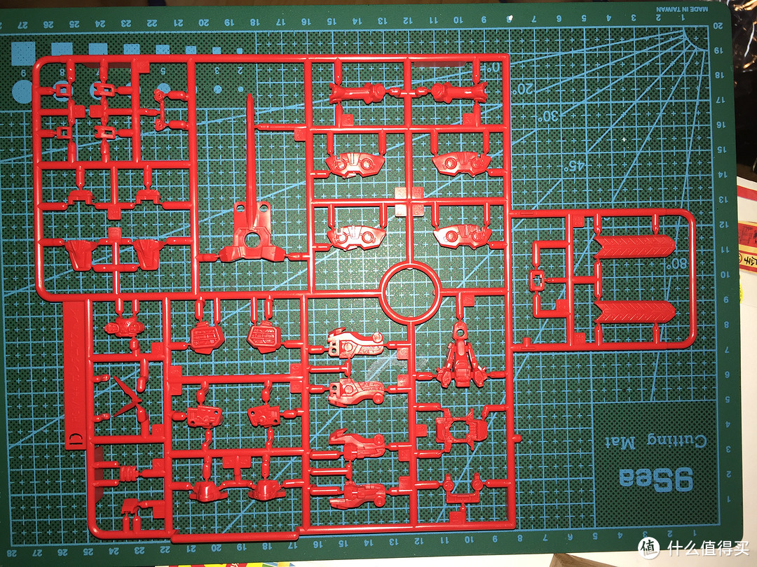 BanDAI 万代 RG 第十九号 Astray Red Frame 代号红色异端高达