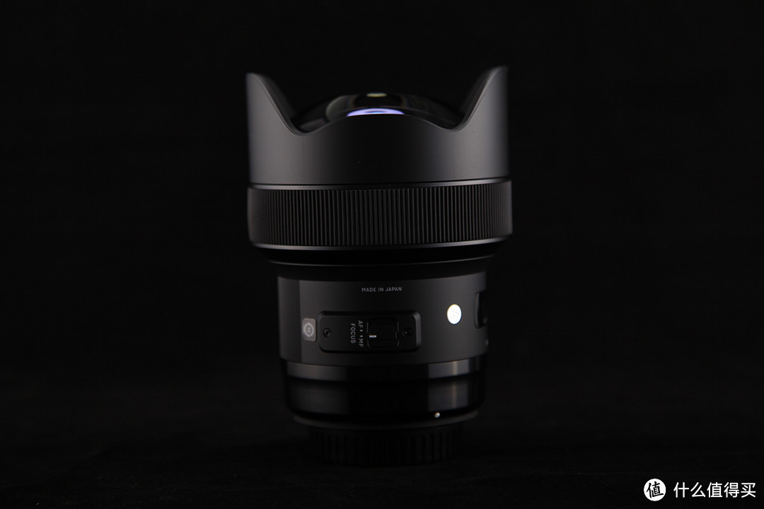 SIGMA 适马 14mm F1.8 DG HSM Art 超广角定焦镜头