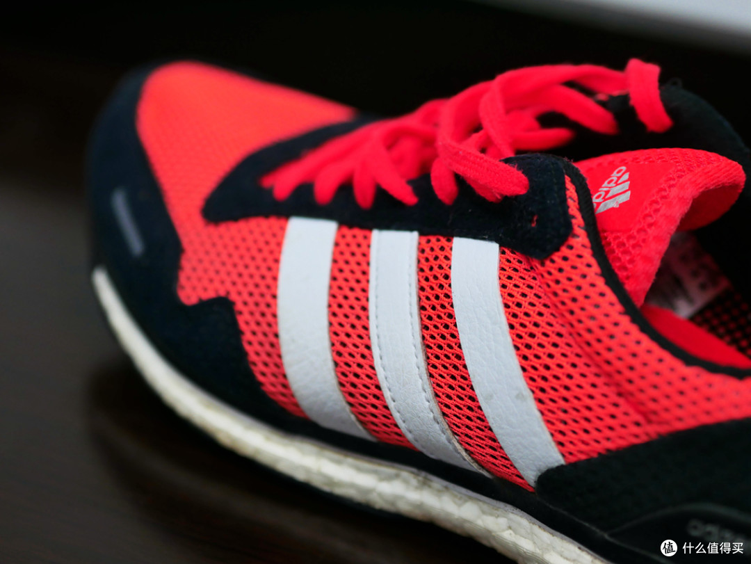 Boost 家族的马拉松冠军之选  - adidas 家的Adizero Adios