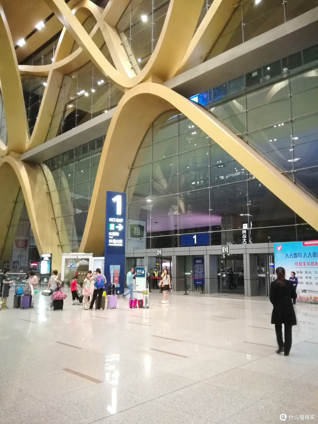 长水机场1号出口