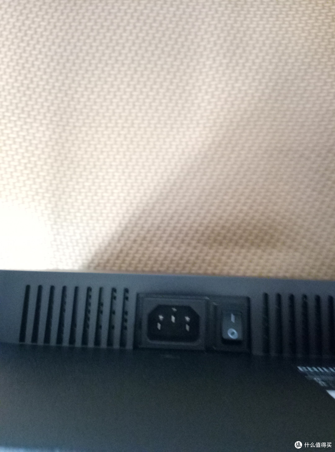 618的剁手升级 — 飞利浦 电脑液晶显示器和 追风者 416 中塔机箱