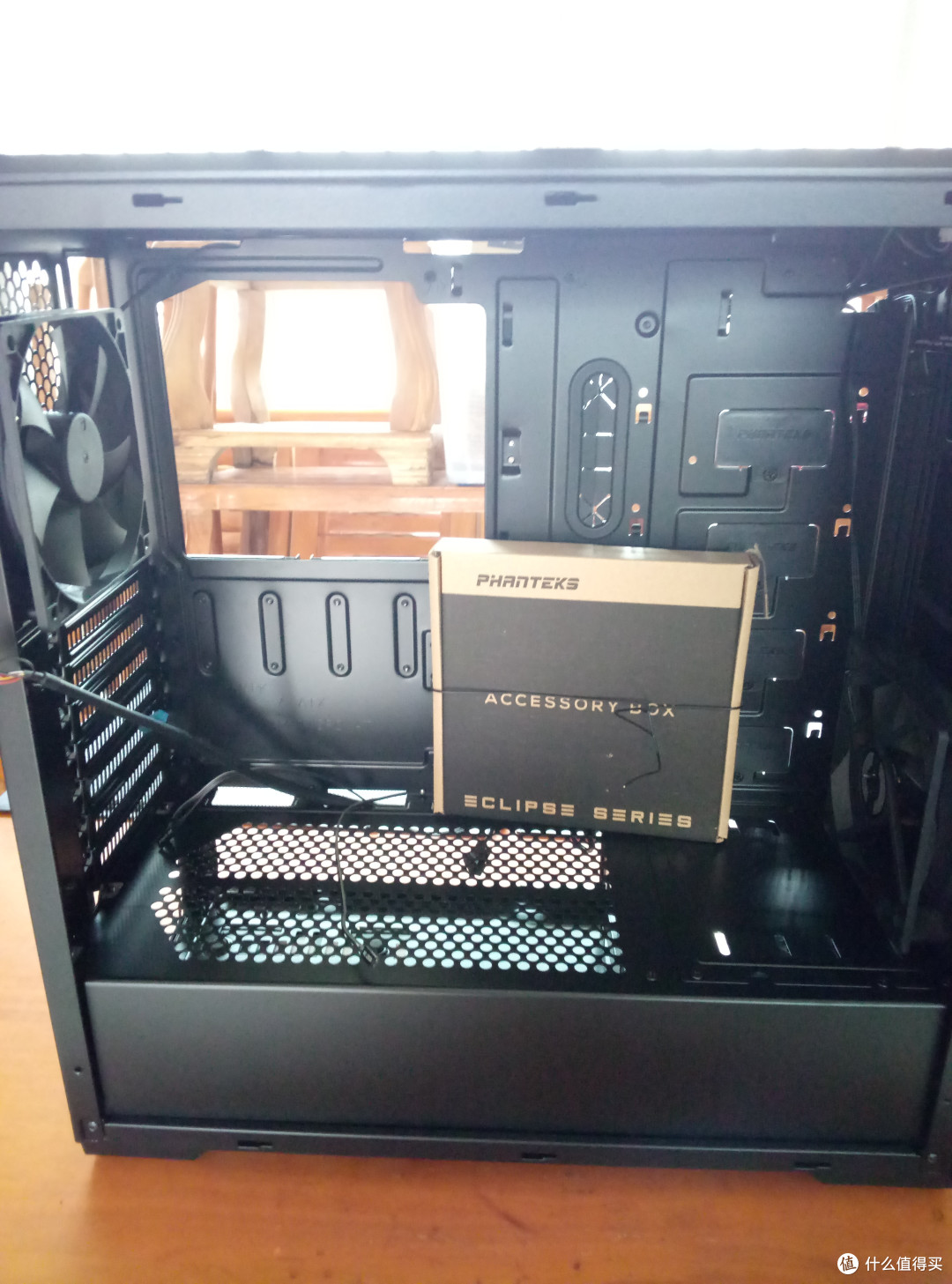 618的剁手升级 — 飞利浦 电脑液晶显示器和 追风者 416 中塔机箱