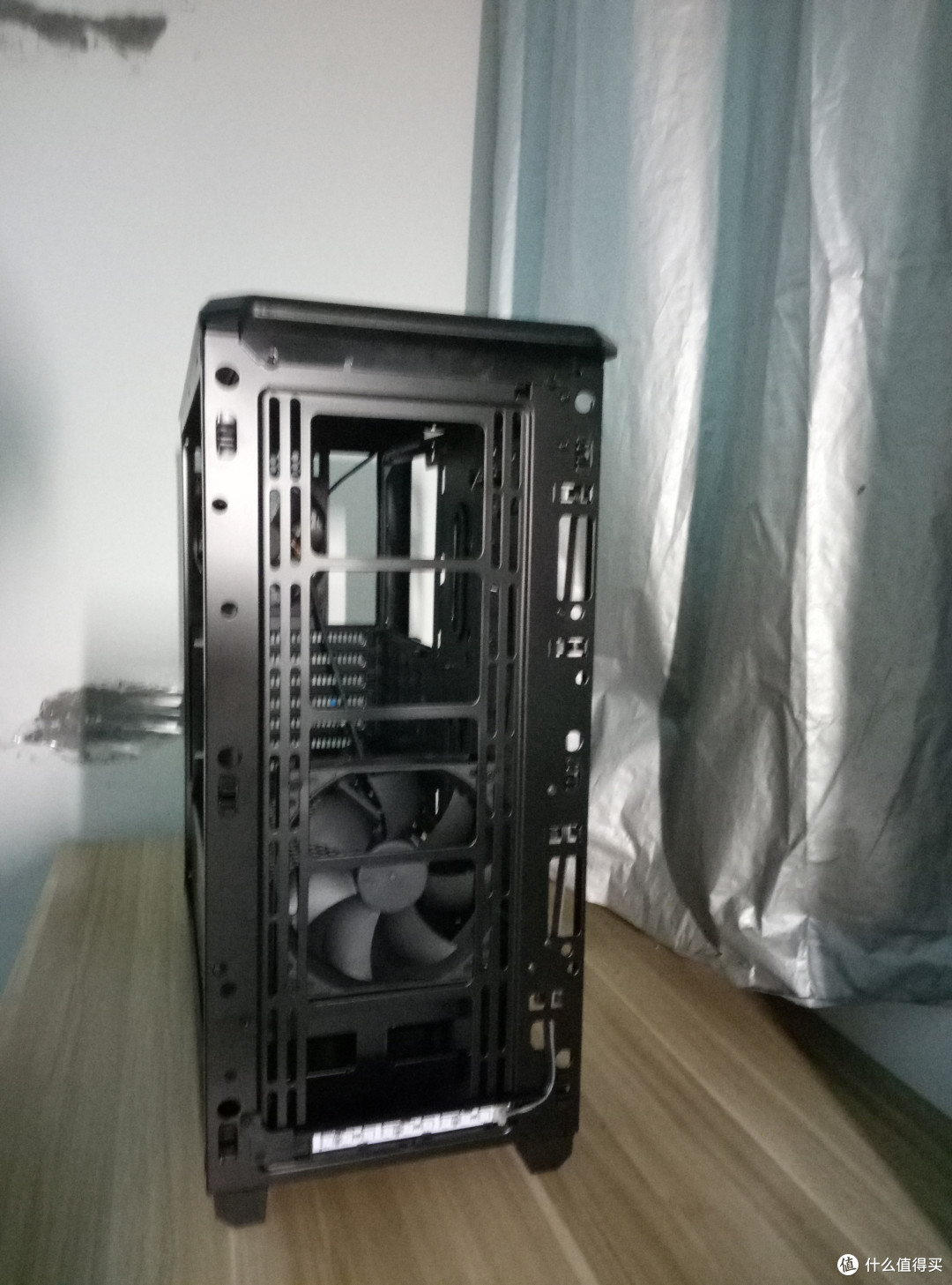 618的剁手升级飞利浦电脑液晶显示器和追风者416中塔机箱