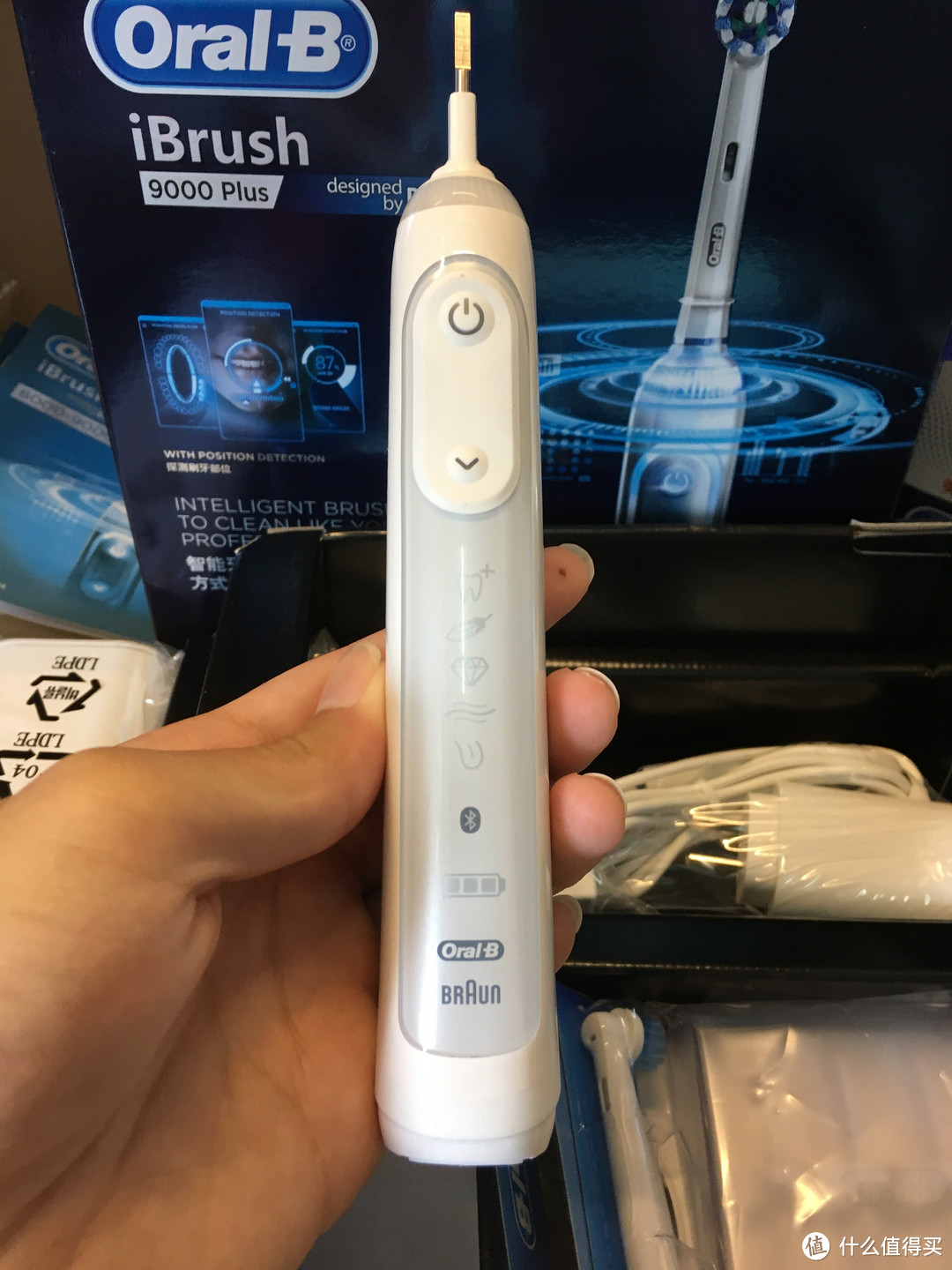 没有王凯的颜值，也要有王凯闪亮的牙齿 — Oral-B iBrush P9000 Plus 洁齿机皇新旗舰之使用初体验