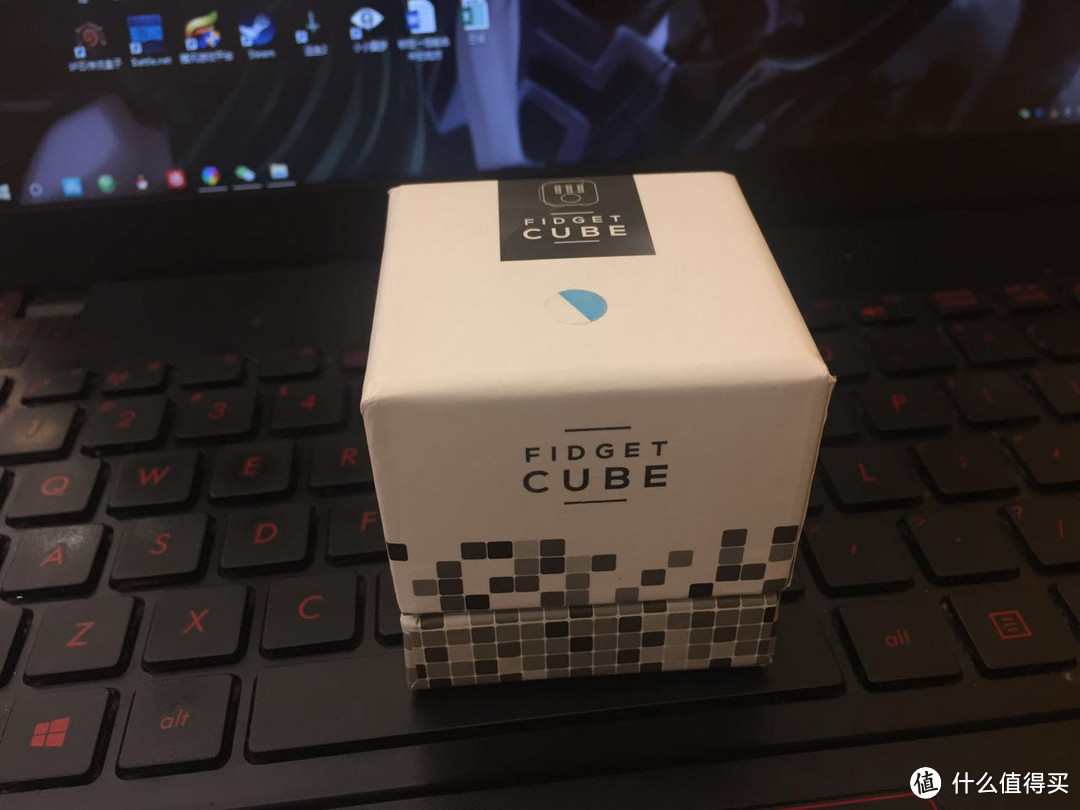 减压帮手 — fidget cube 把玩评测