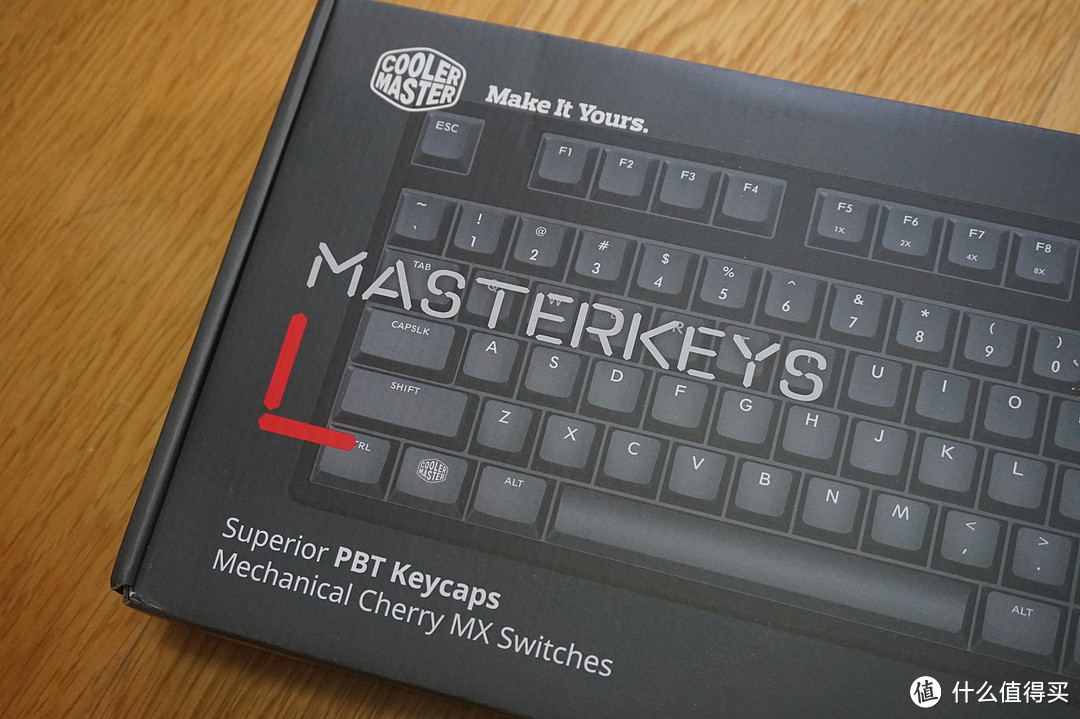 绿轴初体验 — COOLERMASTER 酷冷至尊 MasterKeys L With PBT 烈焰枪 XT V2 机械键盘