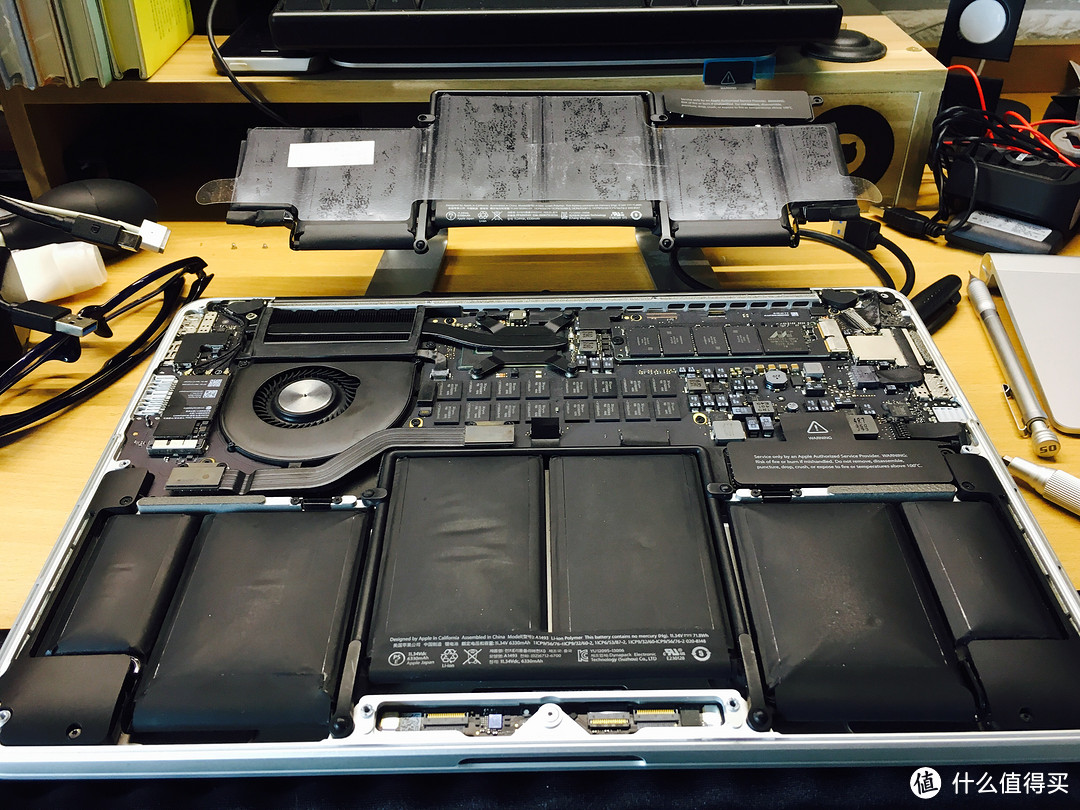 普通的MacBook Pro 13 (Late 2013) 电池更换
