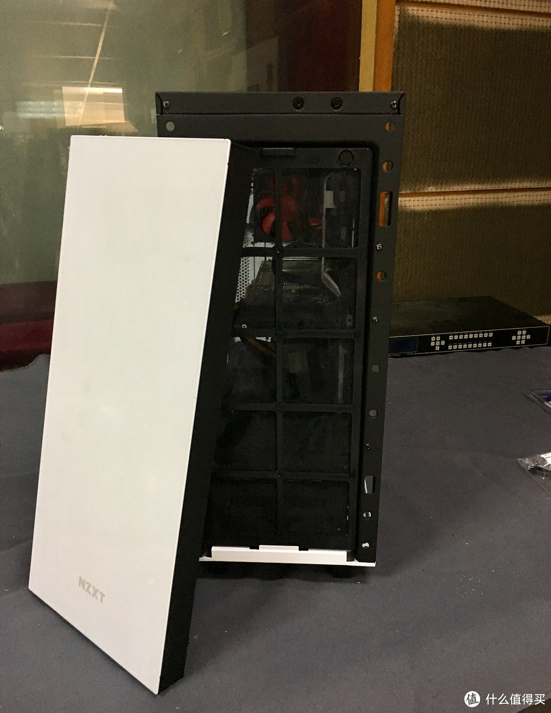 在这炎炎夏日，也给老硬件换个新家 — NZXT. 恩杰 S340 中塔式侧透机箱