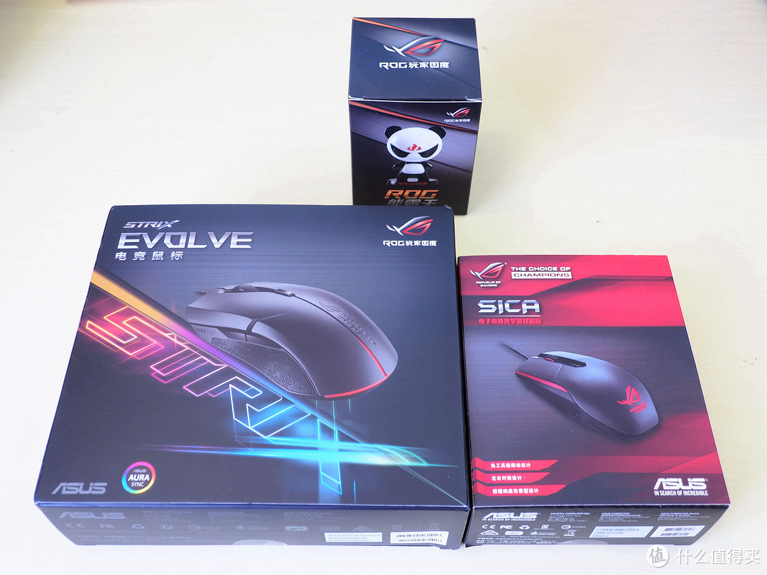 ASUS 华硕 P302 ROG Strix Evolve 可换上盖鼠标 轻开箱