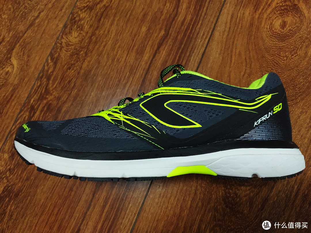 找到你自己的节奏，享受跑步的快乐：DECATHLON 迪卡侬 KALENJI 快羚径 kiprun SD跑鞋