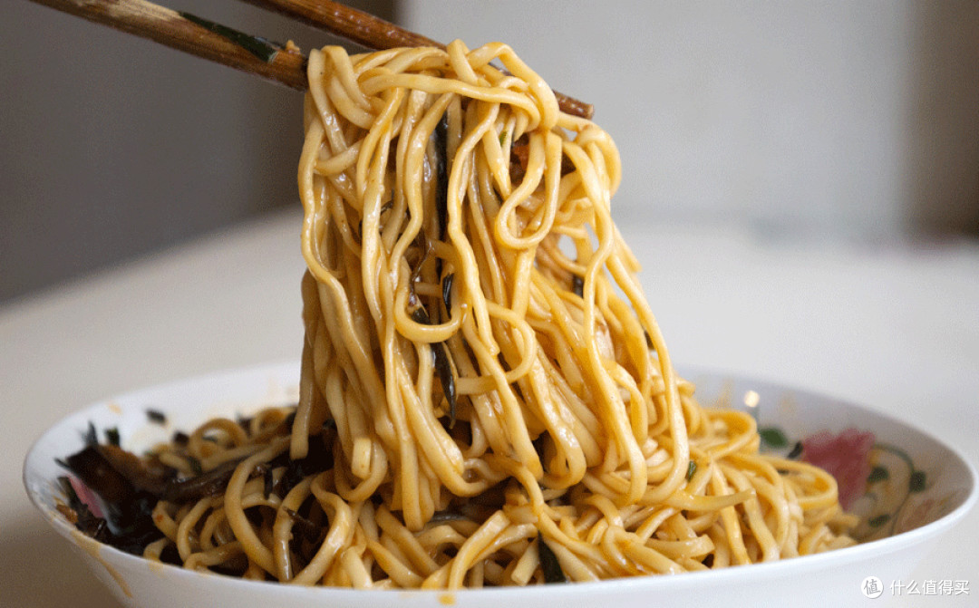 40℃的天连吃30碗冷面，哪几家还是老味道？