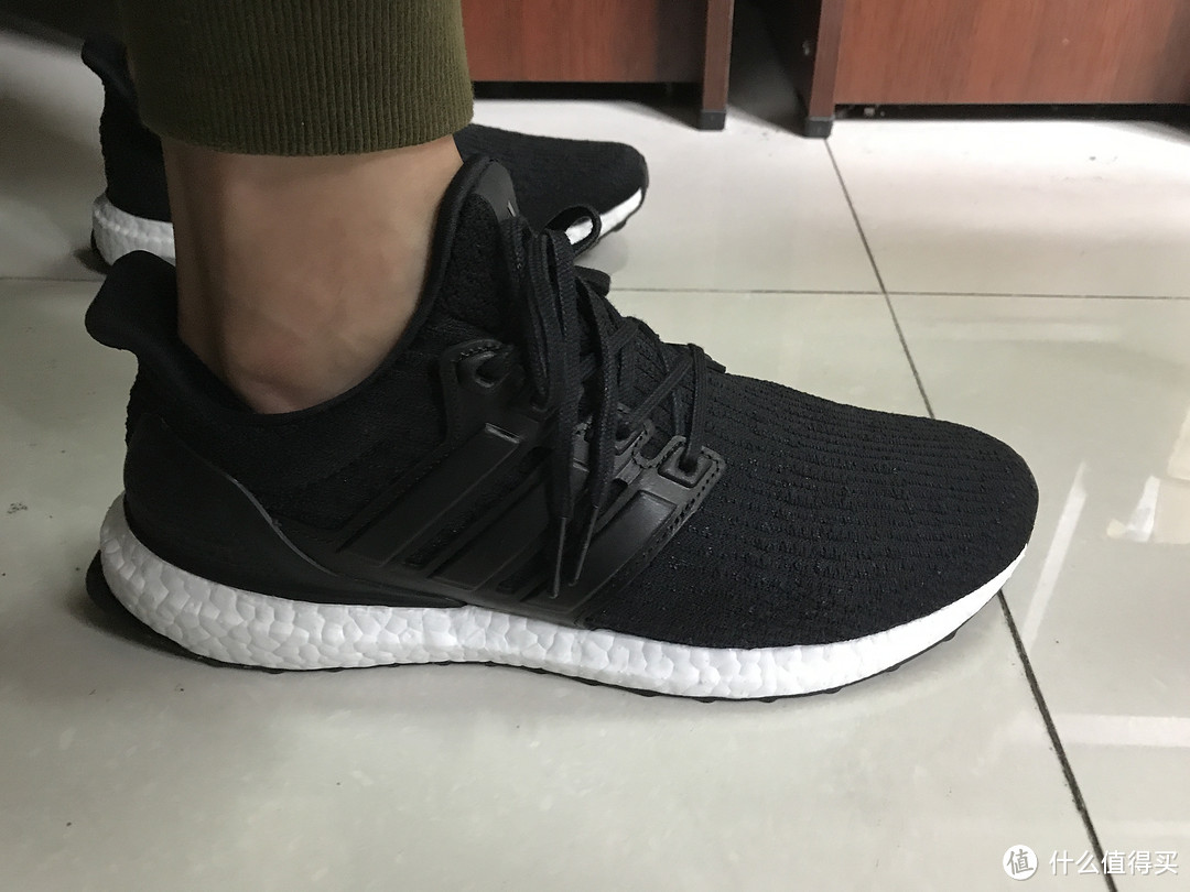 #原创新人# boost在手，天下我有！！Ultra Boost LTD BA8924首晒，并通过对比揭露莆田货的无耻嘴脸！