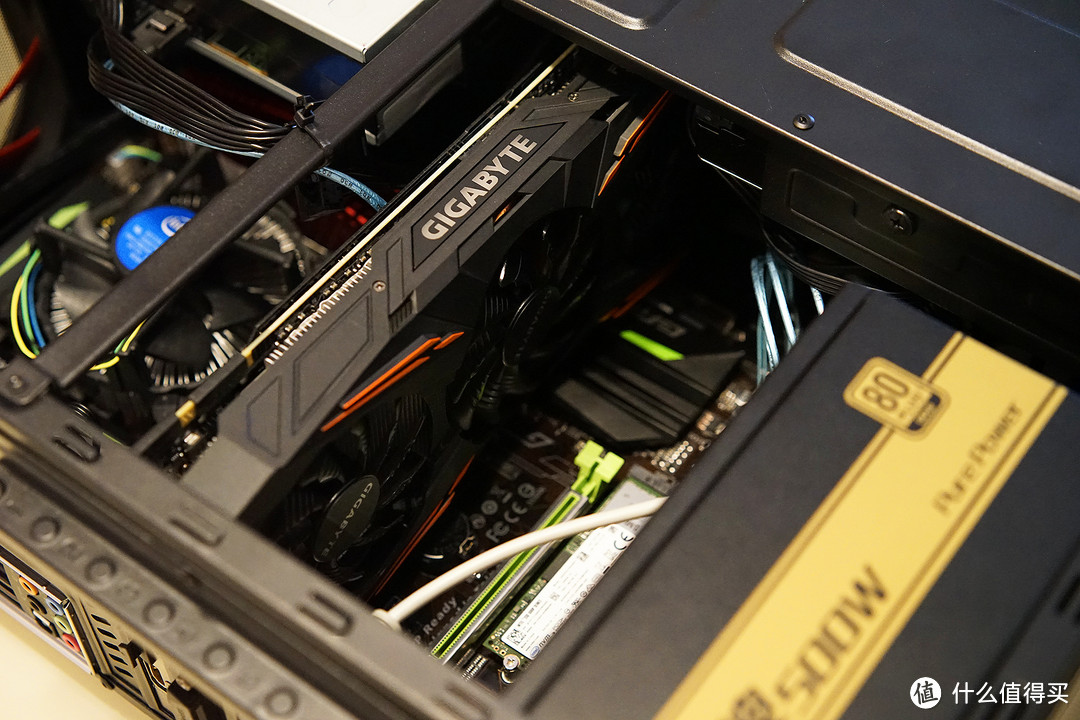 我的家庭娱乐中心,适合客厅的 HTPC(家庭影院电脑)