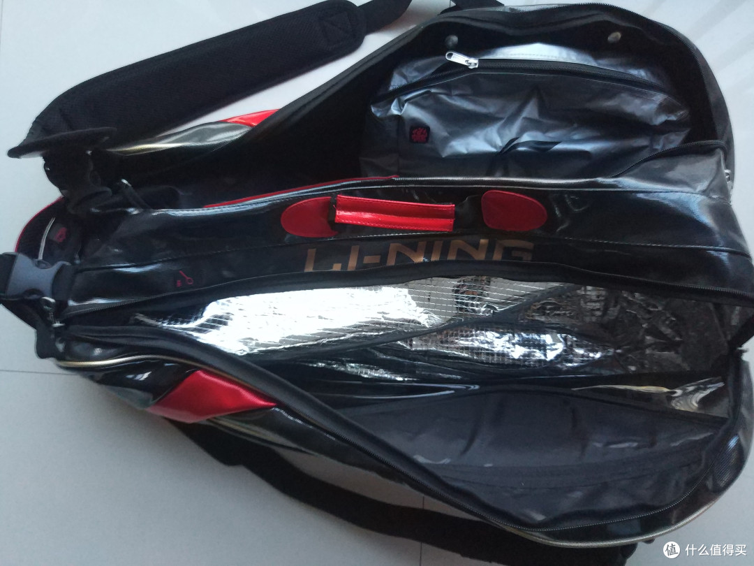 不完美进化:LI-NING 李宁 ABJJ058-1 羽毛球包+真人兽