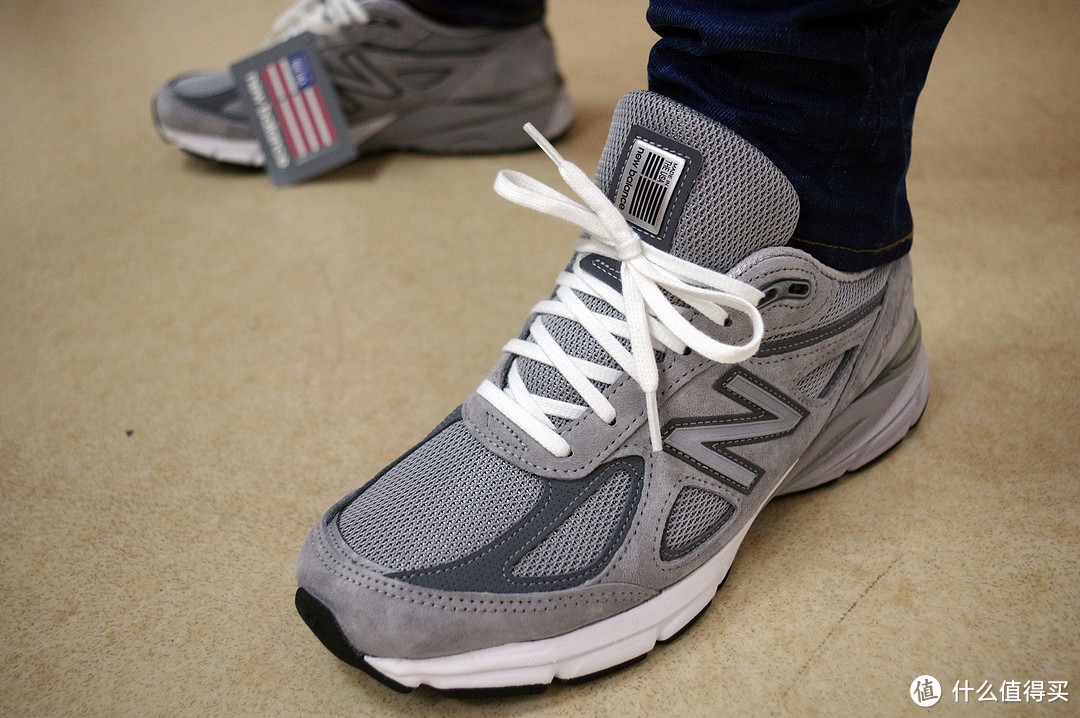 简单、普通、舒适、传统:New Balance 990v4 男士*级慢跑鞋