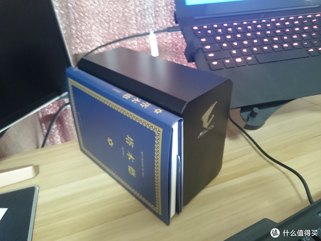 简评雕牌雷电3显卡盒子，GIGABYTE 技嘉 aorus gaming box 1070 开箱