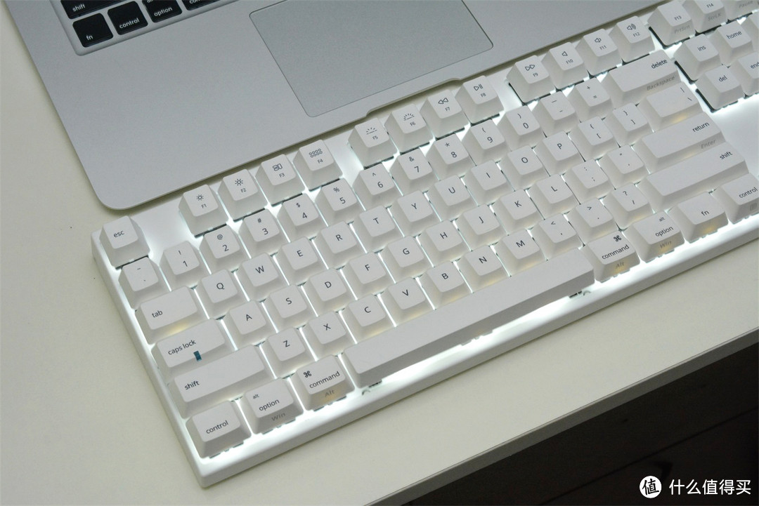 终于有一个能用的MAC机械键盘了—Varmilo 阿米洛 VA87MAC 开箱