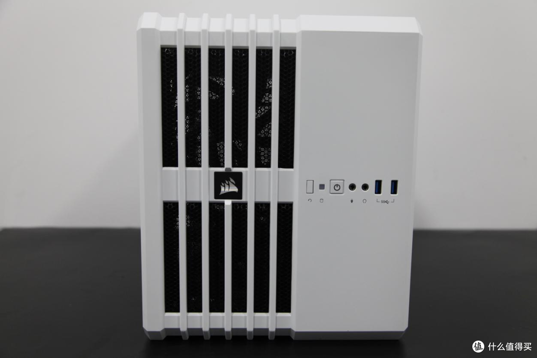 AMD ITX解决方案！桌面空间我做主！打造最强ITX小钢炮！
