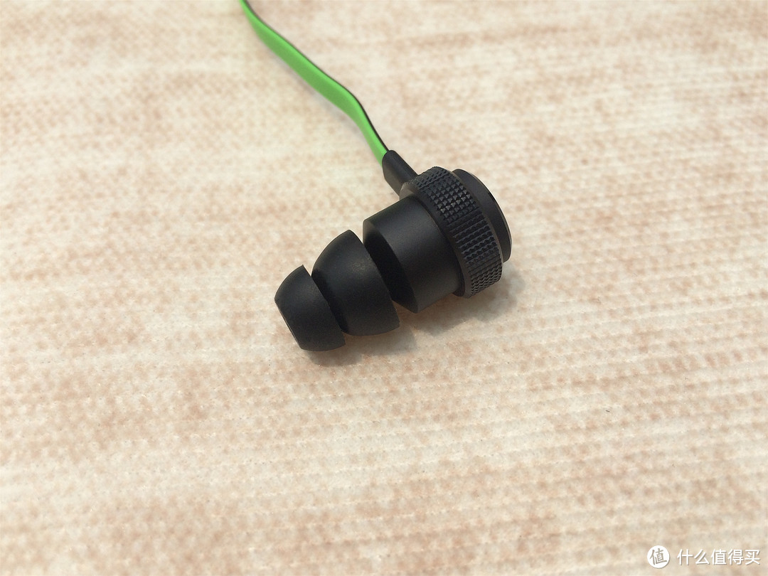 无线让你的运动更自由：RAZER 雷蛇 Hammerhead 战锤狂鲨BT 入耳式蓝牙耳机耳机 带灯光开箱分享