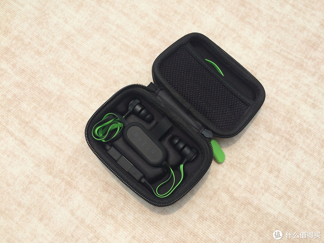 无线让你的运动更自由：RAZER 雷蛇 Hammerhead 战锤狂鲨BT 入耳式蓝牙耳机耳机 带灯光开箱分享