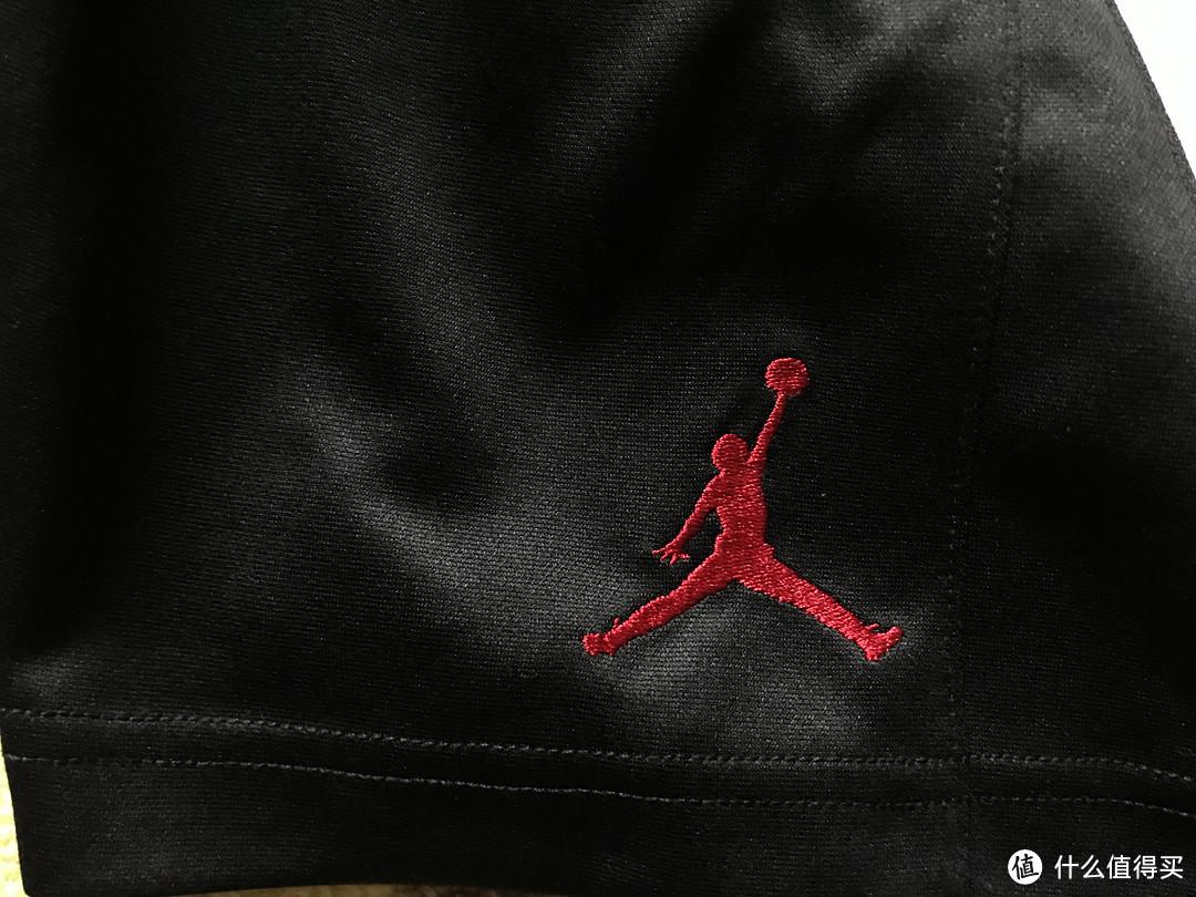 父子齐上阵！AIR JORDAN TAKE OVER 大魔王配色篮球速干短裤