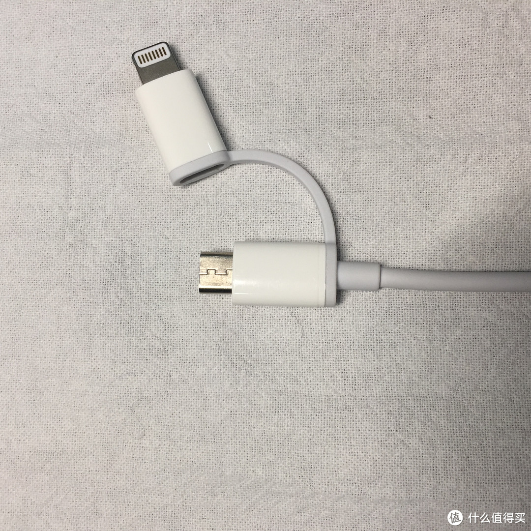 ZMI紫米MFI认证Lightning＆MicroUSB二合一数据线使用评测