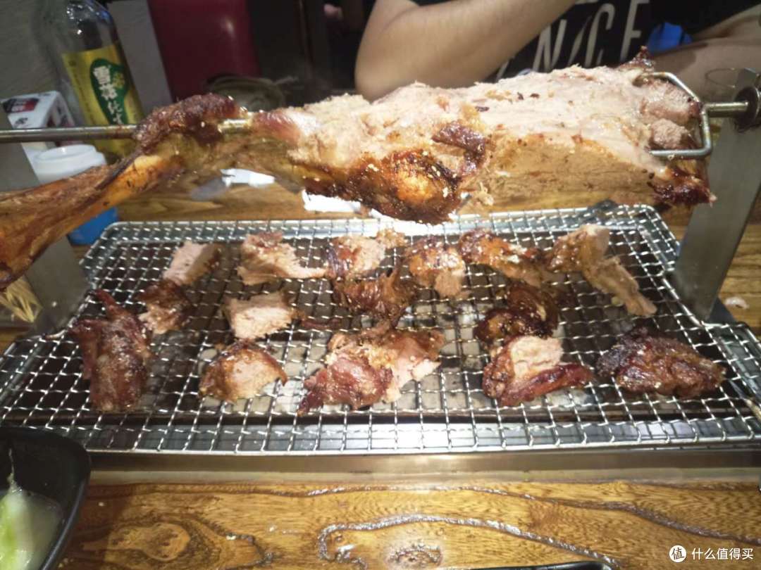要吃就吃霸王餐:记免费烤羊腿,牛肉面经历