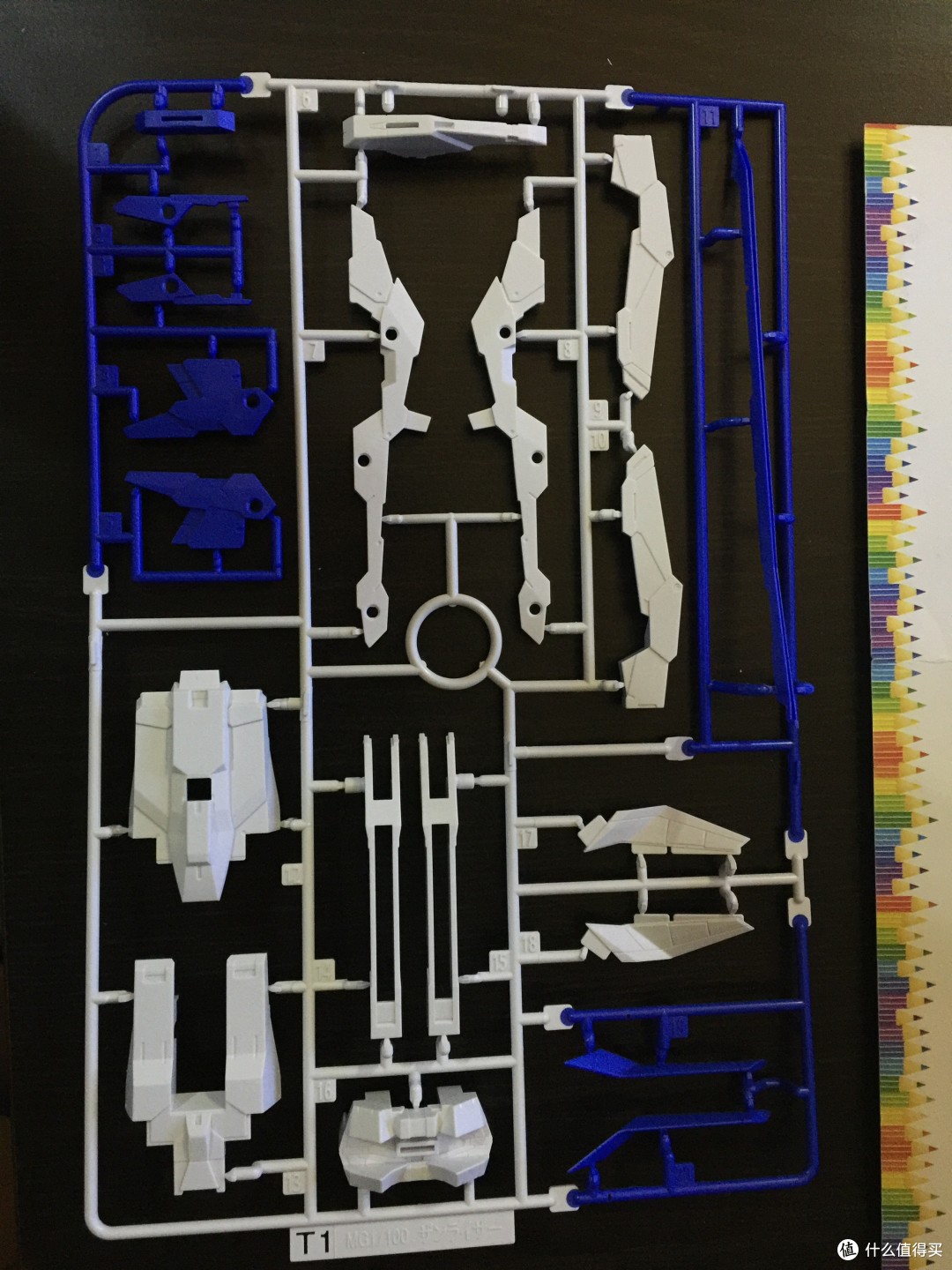 BanDAI 万代 MG GN-0000+GNR-010/XN RAISER 外传机体全机组武器 开箱