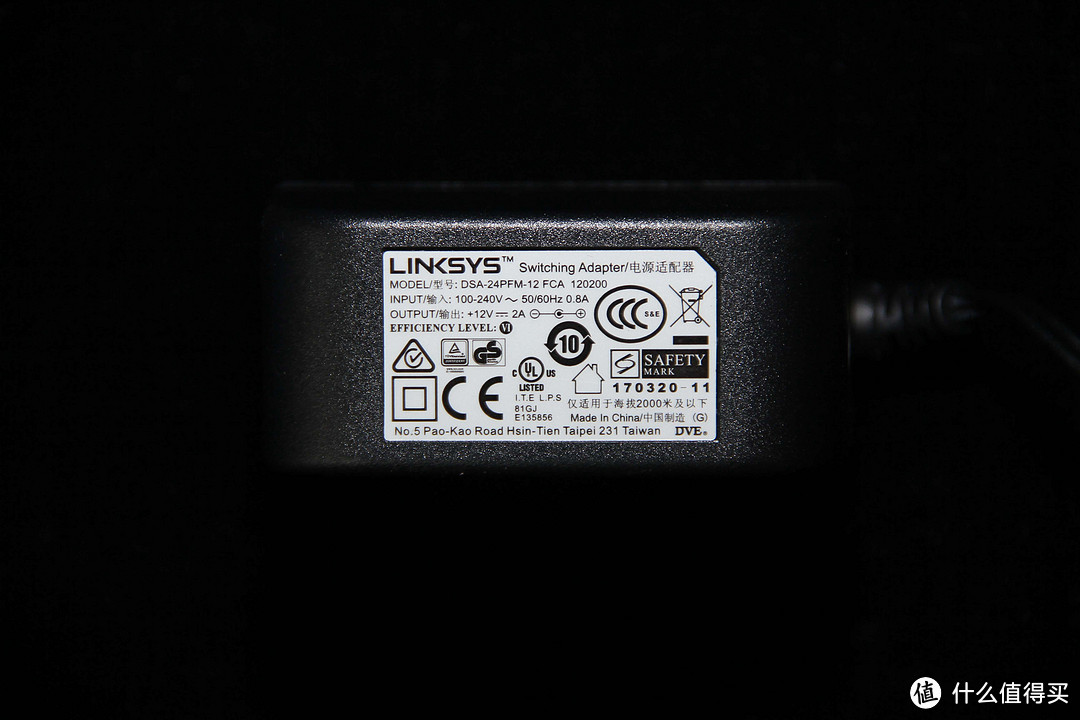 顺理成章的升级一下-LINKSYS 领势 EA8300 路由器 开箱评测