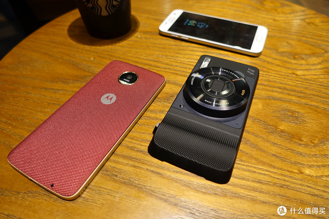 若你喜欢怪人 其实我很美 ——MOTOROLA 摩托罗拉 MOTO Z 手机半年使用小记